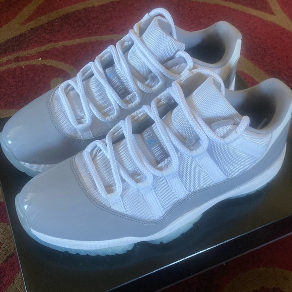 Gray/white Air Jordan 11 Retro low mens 10.5